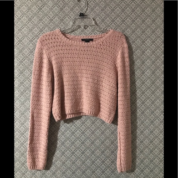 Forever 21 Sweaters - Forever 21 crop top knit sweater